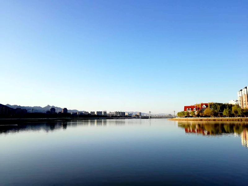 【好名声网】凤凰山与凌河水的对话（韩辉升）